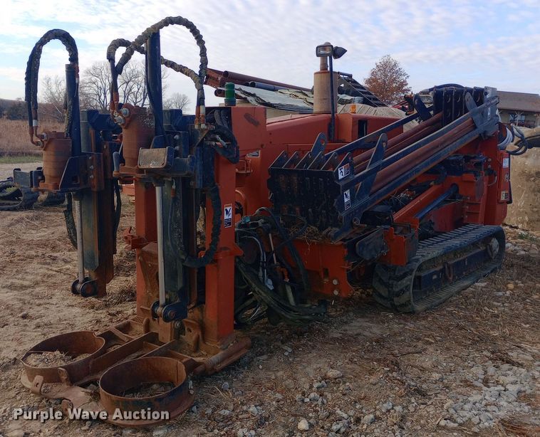 image for item DW0973 2000 Ditch Witch JT2720 directional boring unit