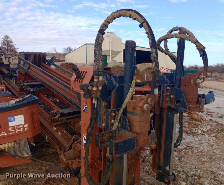 image for item DW0973 2000 Ditch Witch JT2720 directional boring unit