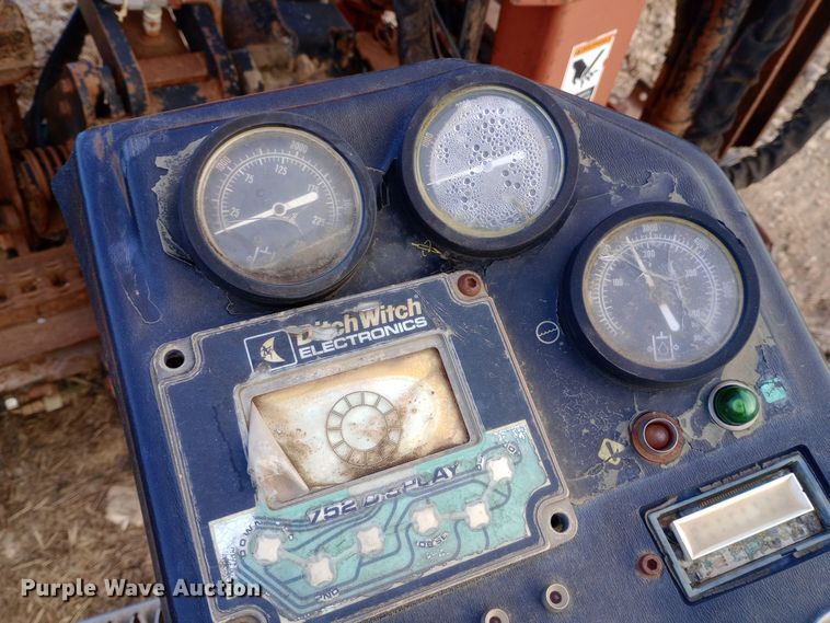 image for item DW0973 2000 Ditch Witch JT2720 directional boring unit