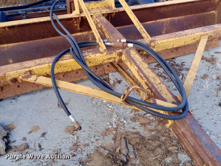 image for item DW0974 Byram 2212 box blade