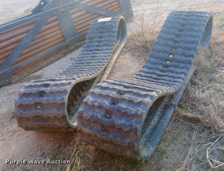 image for item DW0976 Skid steer tracks