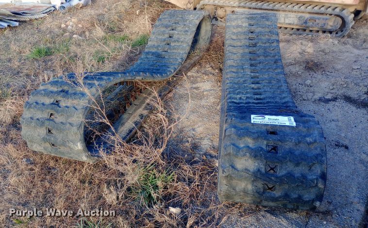 image for item DW0976 Skid steer tracks