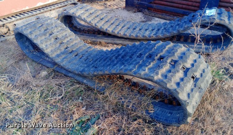 image for item DW0976 Skid steer tracks