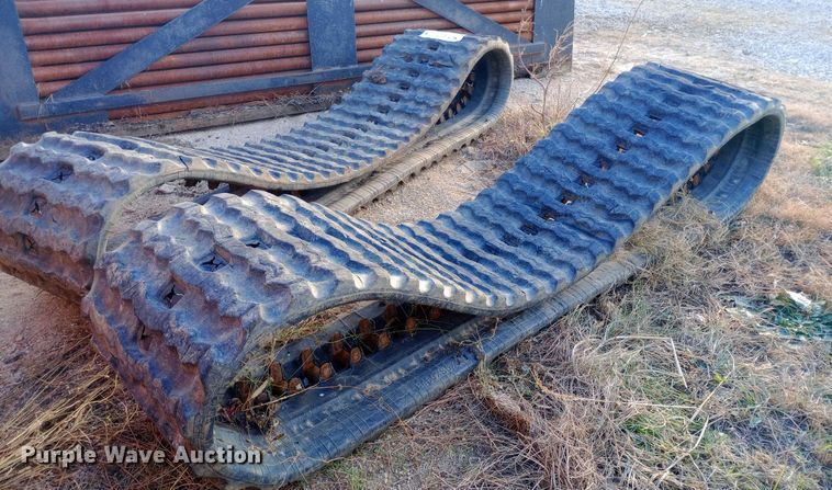 image for item DW0976 Skid steer tracks