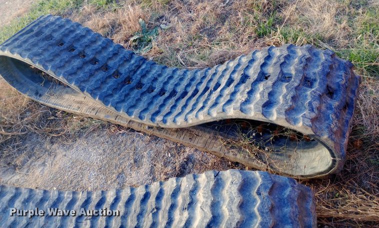 image for item DW0976 Skid steer tracks