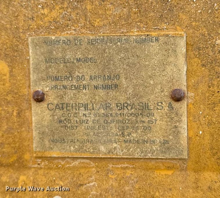 image for item DW2414 2004 Caterpillar D6R XL dozer