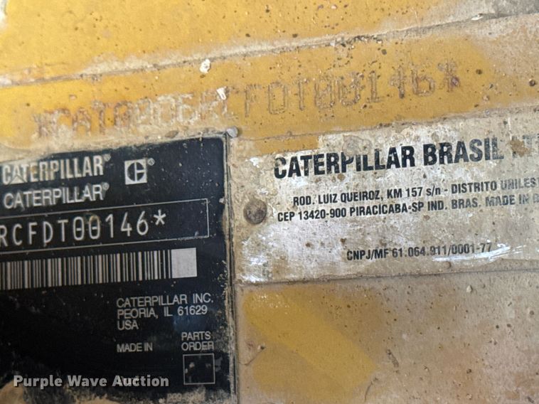 image for item DW2414 2004 Caterpillar D6R XL dozer