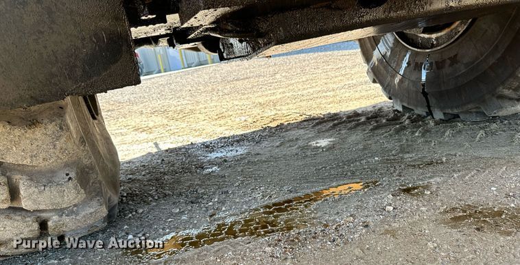 image for item DW2415 2014 Komatsu HM400-3 articulated haul truck