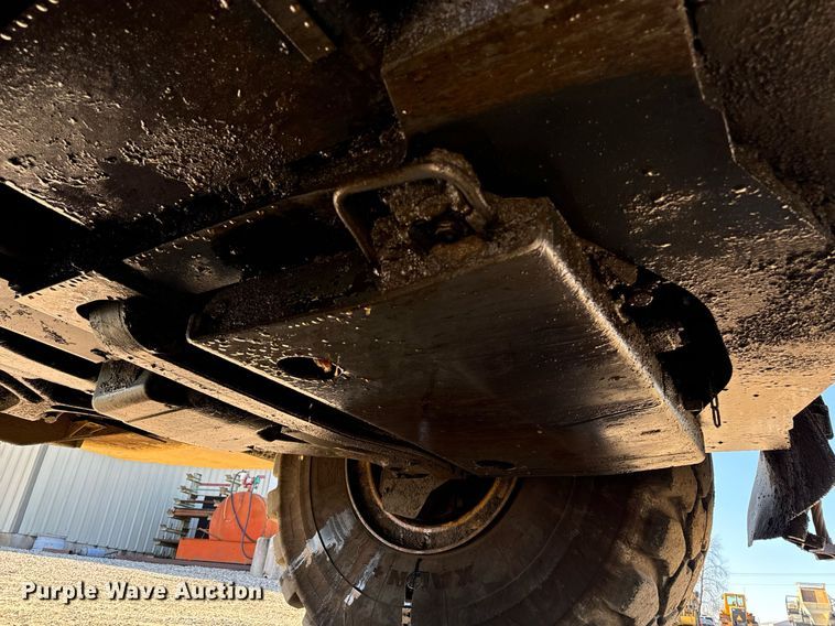 image for item DW2415 2014 Komatsu HM400-3 articulated haul truck