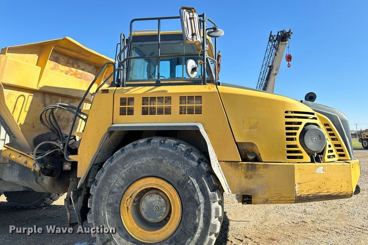 image for item DW2415 2014 Komatsu HM400-3 articulated haul truck