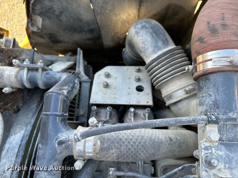 image for item DW2415 2014 Komatsu HM400-3 articulated haul truck