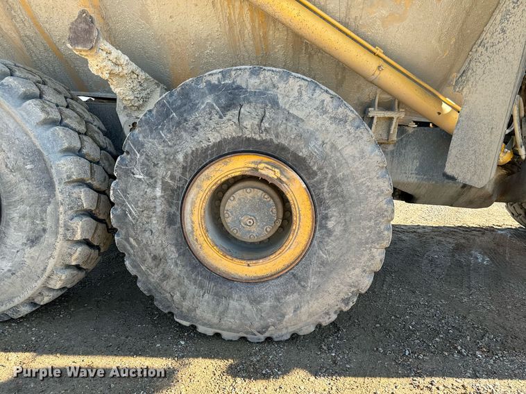 image for item DW2415 2014 Komatsu HM400-3 articulated haul truck