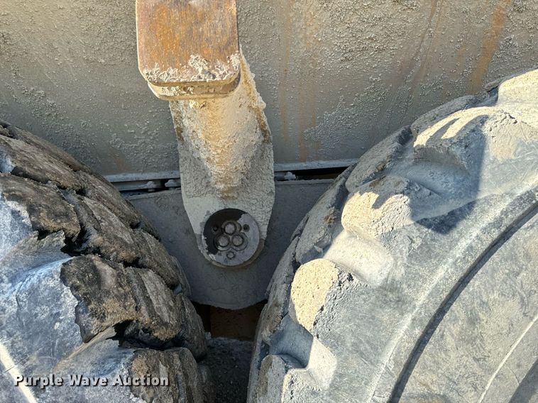 image for item DW2415 2014 Komatsu HM400-3 articulated haul truck