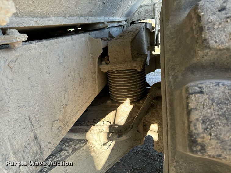 image for item DW2415 2014 Komatsu HM400-3 articulated haul truck