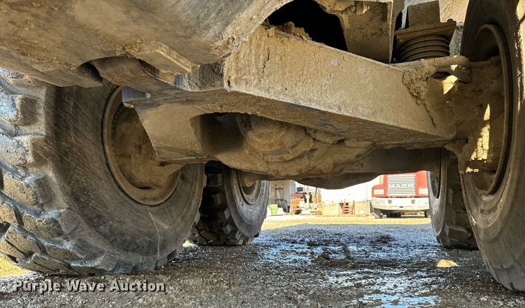 image for item DW2416 2013 Komatsu HM400-3 articulated haul truck