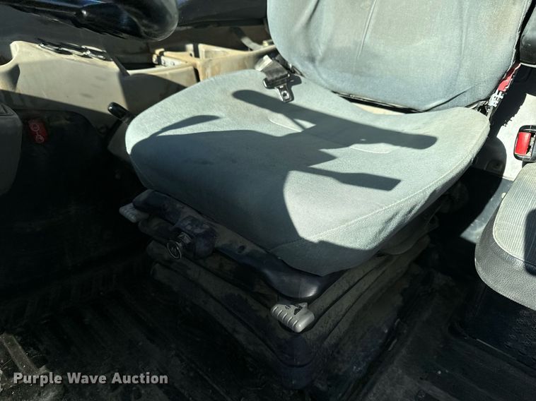 image for item DW2416 2013 Komatsu HM400-3 articulated haul truck