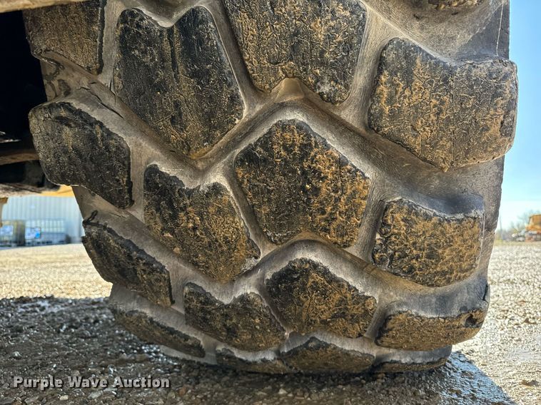 image for item DW2416 2013 Komatsu HM400-3 articulated haul truck