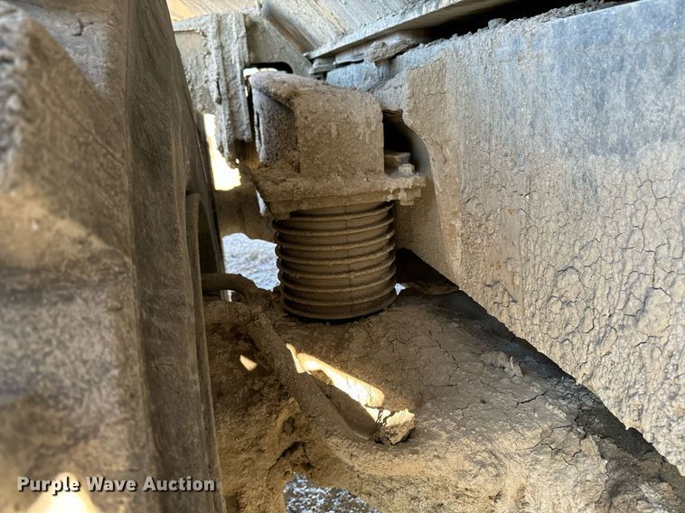 image for item DW2416 2013 Komatsu HM400-3 articulated haul truck