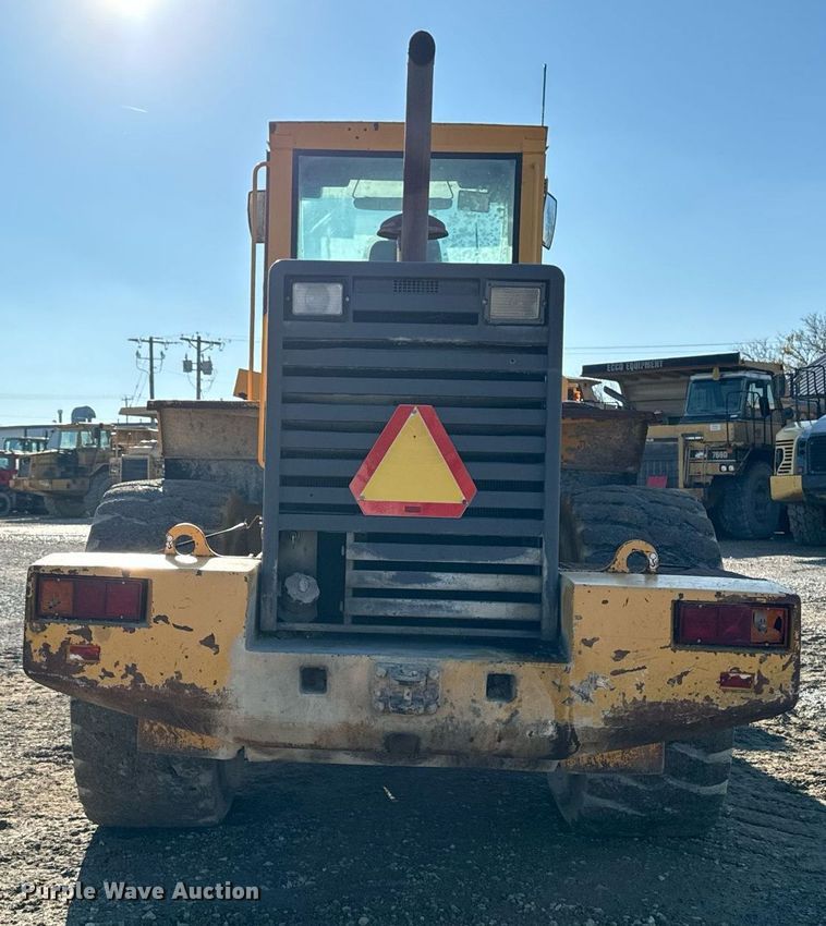 image for item DW2417 1998 Volvo L120C wheel loader