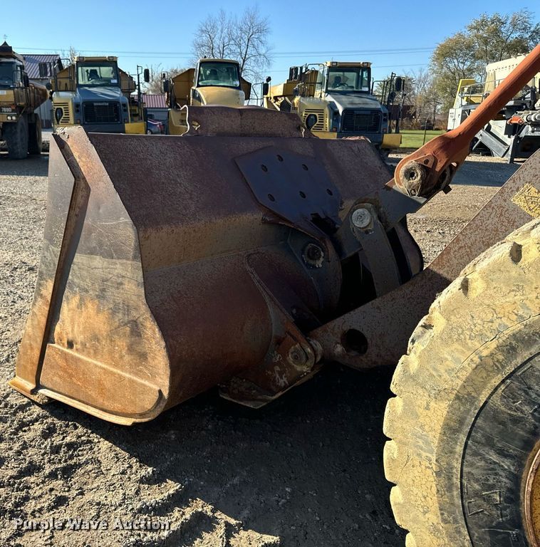 image for item DW2417 1998 Volvo L120C wheel loader