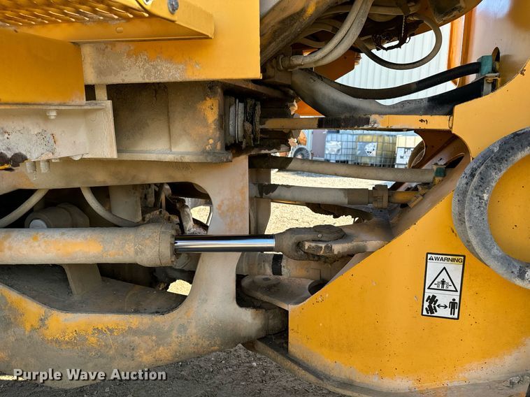 image for item DW2417 1998 Volvo L120C wheel loader