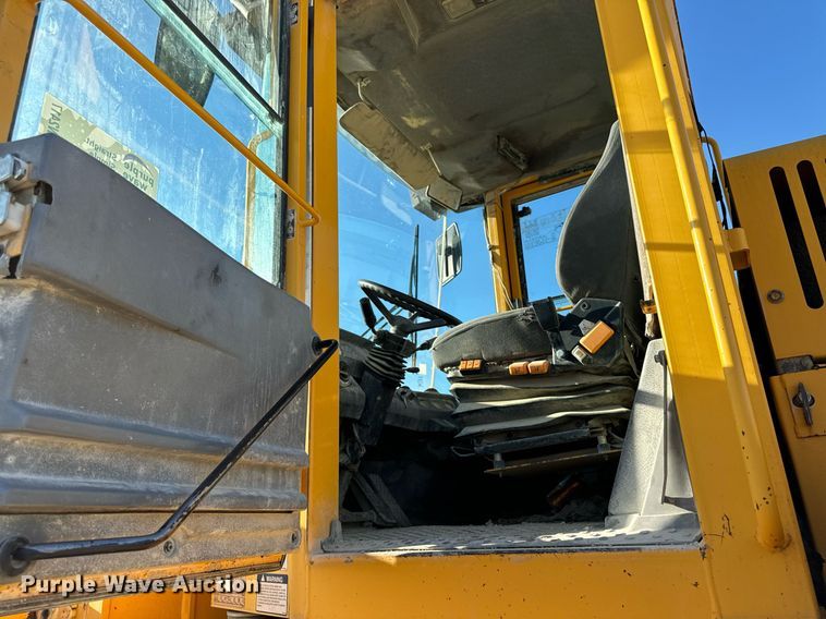 image for item DW2417 1998 Volvo L120C wheel loader