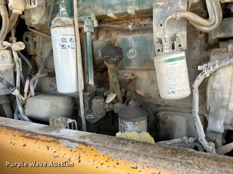 image for item DW2417 1998 Volvo L120C wheel loader