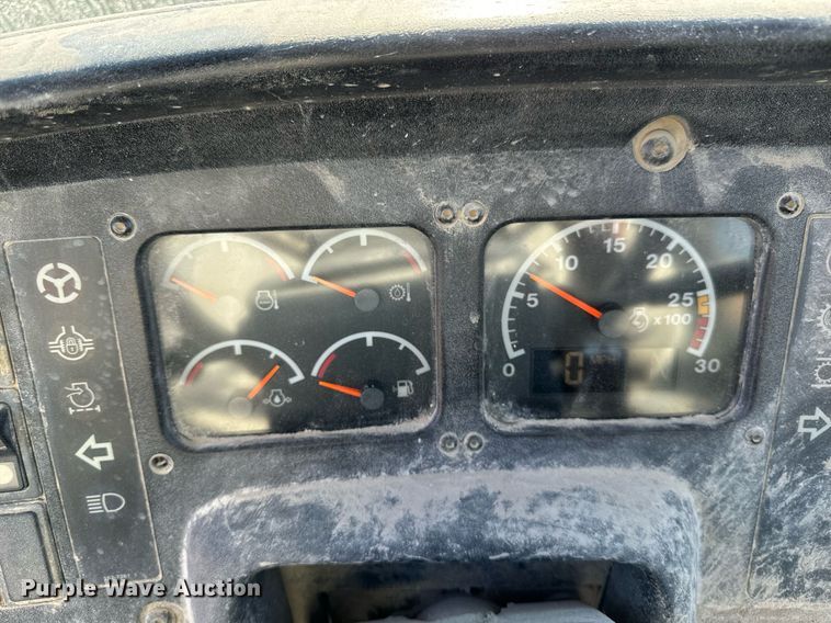 image for item DW2418 2004 Caterpillar 740 articulated haul truck