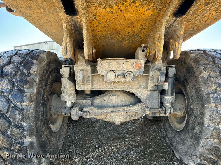 image for item DW2419 2015 Komatsu HM400-3 articulated haul truck