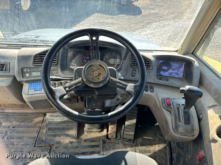 image for item DW2419 2015 Komatsu HM400-3 articulated haul truck