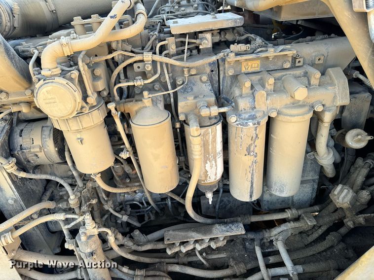 image for item DW2419 2015 Komatsu HM400-3 articulated haul truck