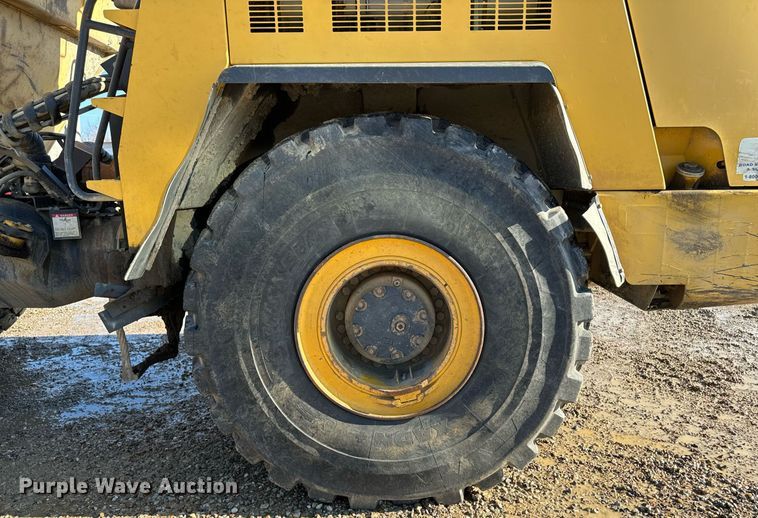 image for item DW2419 2015 Komatsu HM400-3 articulated haul truck