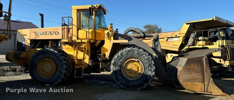 image for item DW2420 2006 Volvo L330E wheel loader