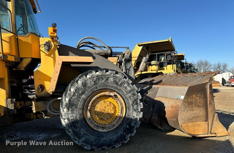 image for item DW2420 2006 Volvo L330E wheel loader