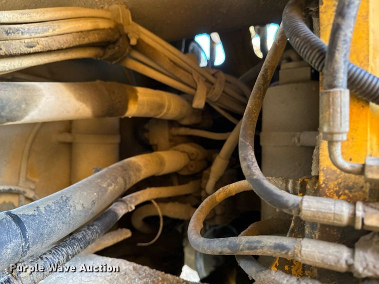 image for item DW2420 2006 Volvo L330E wheel loader