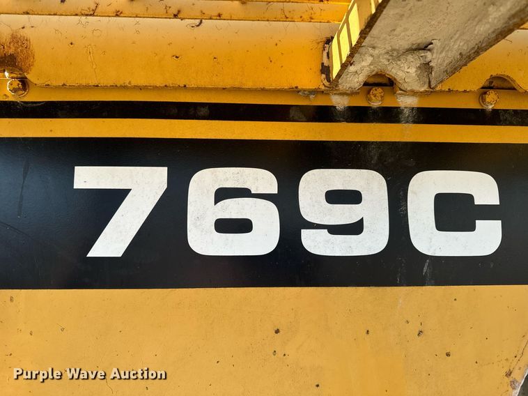 image for item DW2421 1986 Caterpillar 769C haul truck