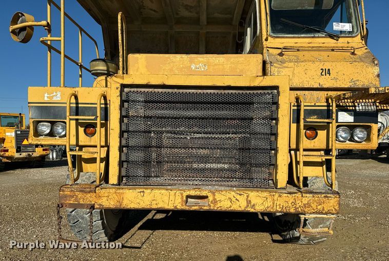 image for item DW2421 1986 Caterpillar 769C haul truck