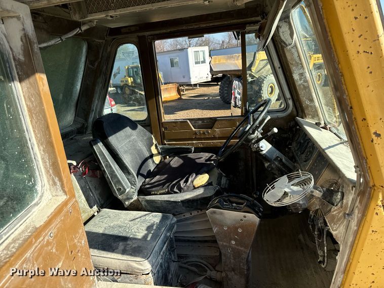 image for item DW2421 1986 Caterpillar 769C haul truck