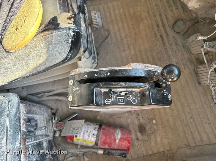 image for item DW2421 1986 Caterpillar 769C haul truck