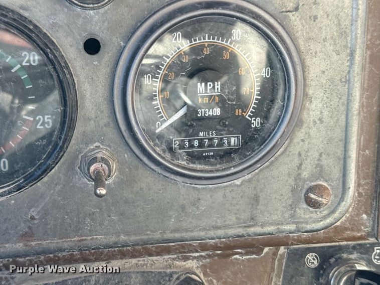 image for item DW2421 1986 Caterpillar 769C haul truck