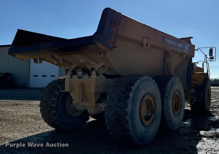 image for item DW2422 2000 Volvo A40 articulated haul truck