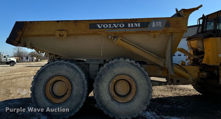 image for item DW2422 2000 Volvo A40 articulated haul truck