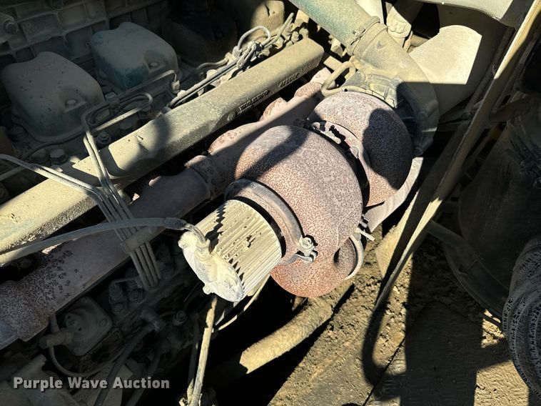 image for item DW2422 2000 Volvo A40 articulated haul truck