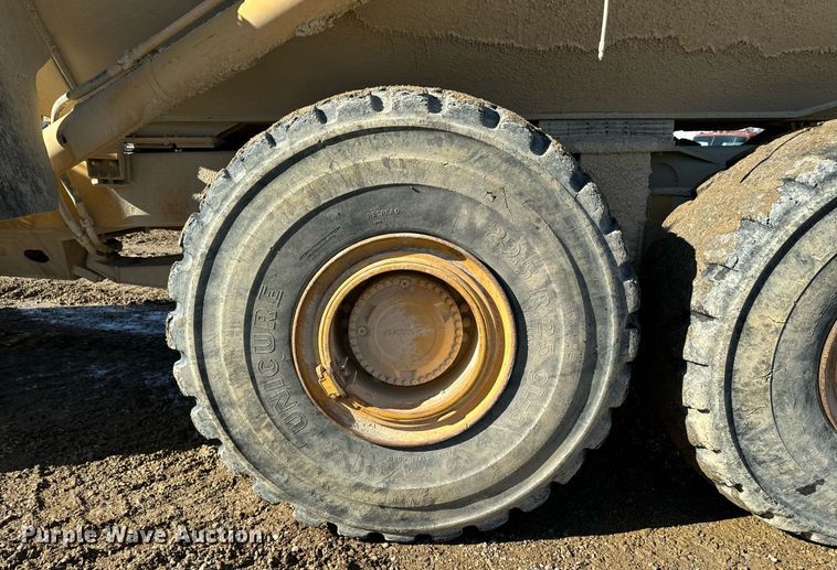 image for item DW2422 2000 Volvo A40 articulated haul truck