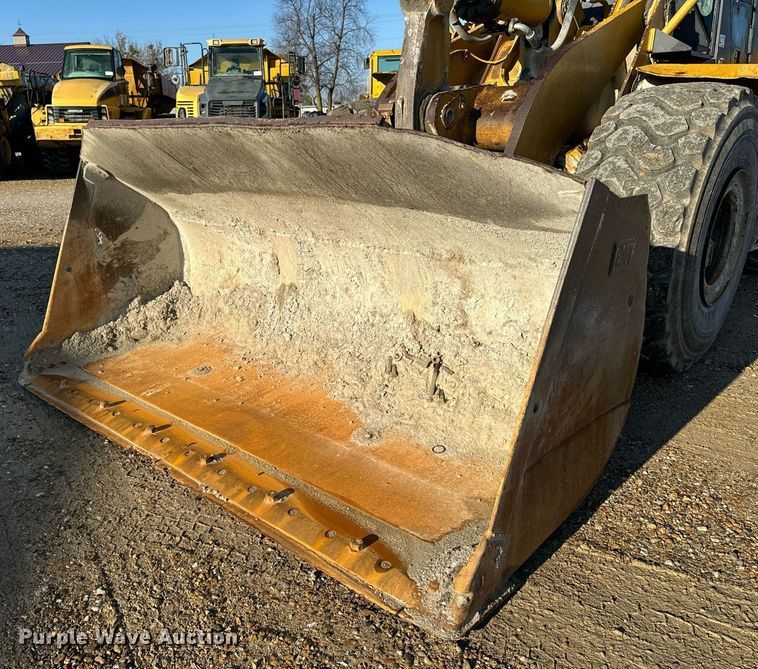 image for item DW2423 2006 Caterpillar 972H wheel loader