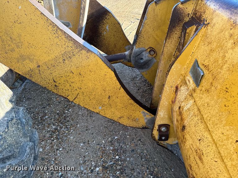 image for item DW2423 2006 Caterpillar 972H wheel loader