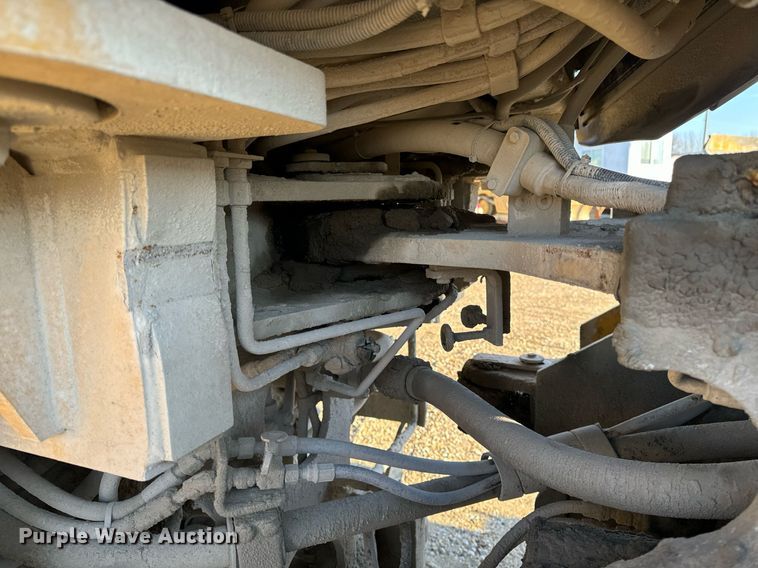 image for item DW2423 2006 Caterpillar 972H wheel loader