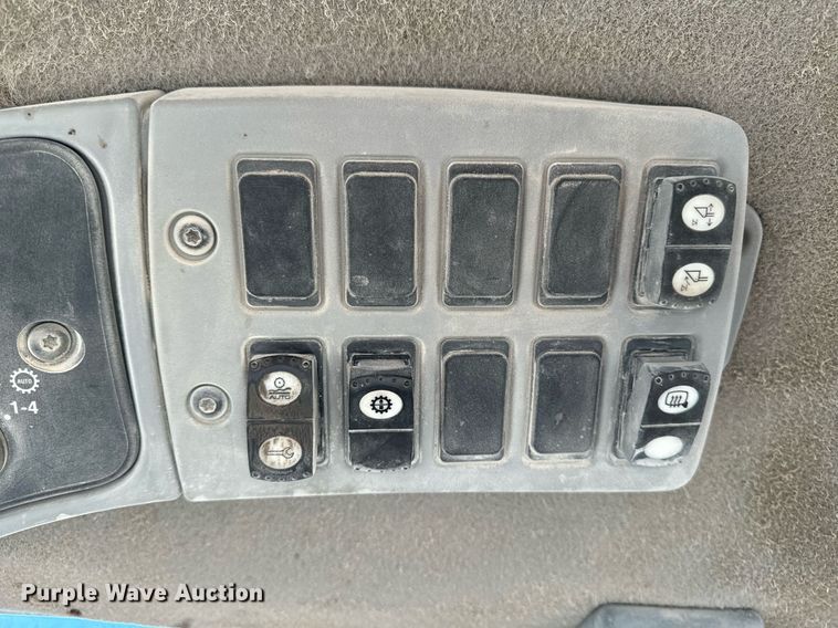 image for item DW2423 2006 Caterpillar 972H wheel loader