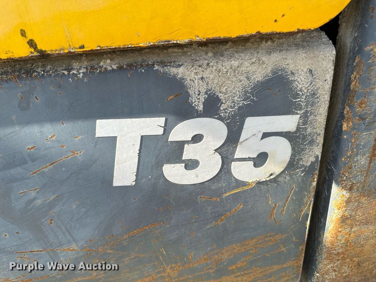 image for item DW2424 2011 Atlas Copco PowerROC T35 surface drilling rig