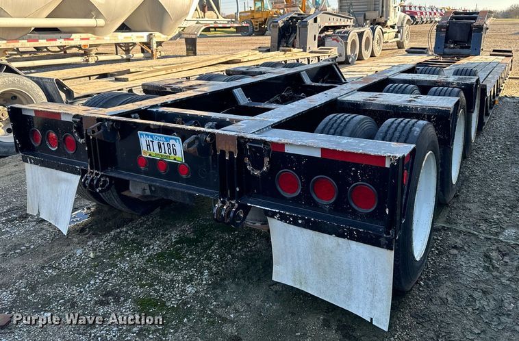image for item DW2426 1995 Trail King Lowboy equipment trailer